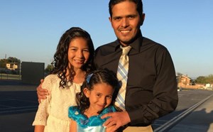 Newhope Elementary School Hosts Dads and Daughters Dance - article thumnail image